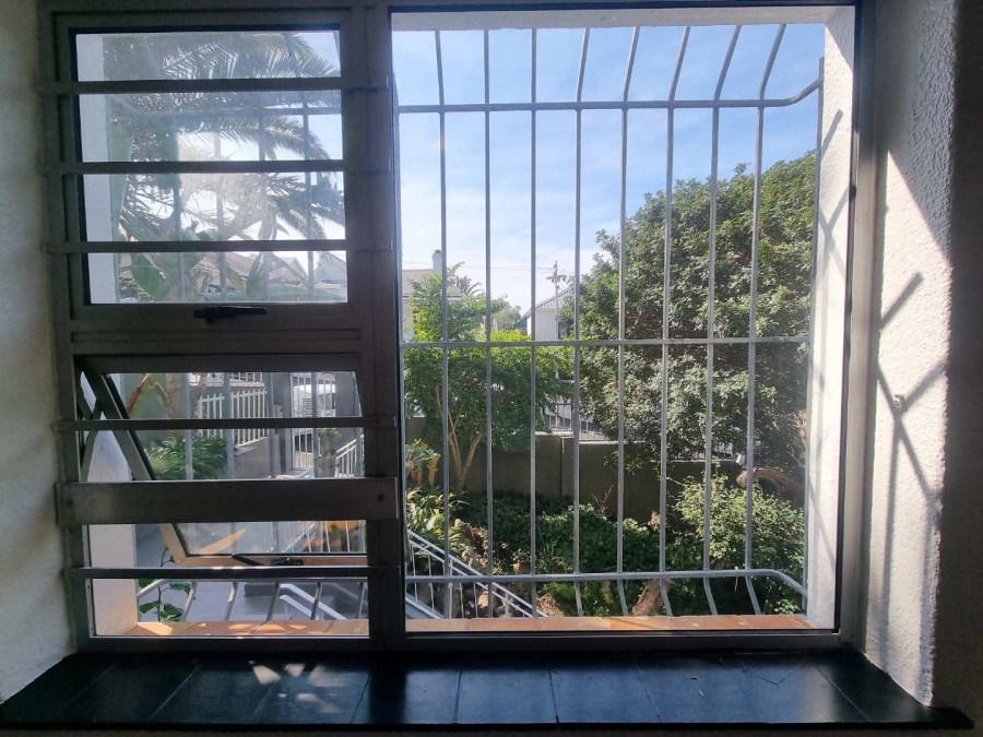 To Let 2 Bedroom Property for Rent in Tamboerskloof Western Cape